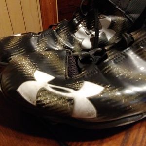 Under Armour black/gold Men's cleats